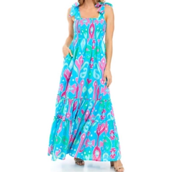 Crown & Ivy Maxi Dress - Picture 2 of 6